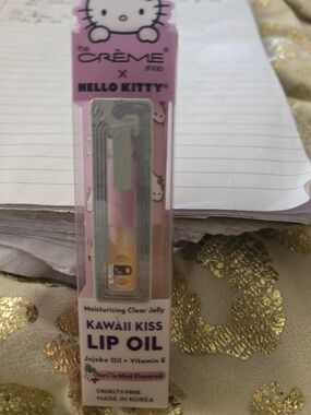 Brand New The Crème Shop x Hello Kitty Kawaii Kiss Lip Oil
